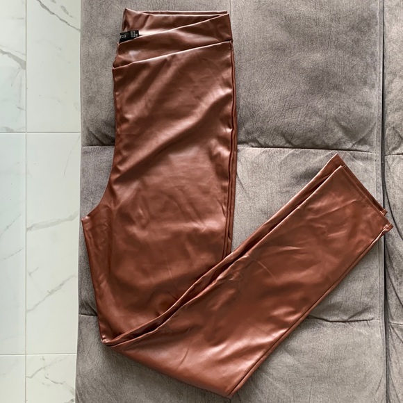Boohoo Brown Faux Leather pants - Picture 1 of 3
